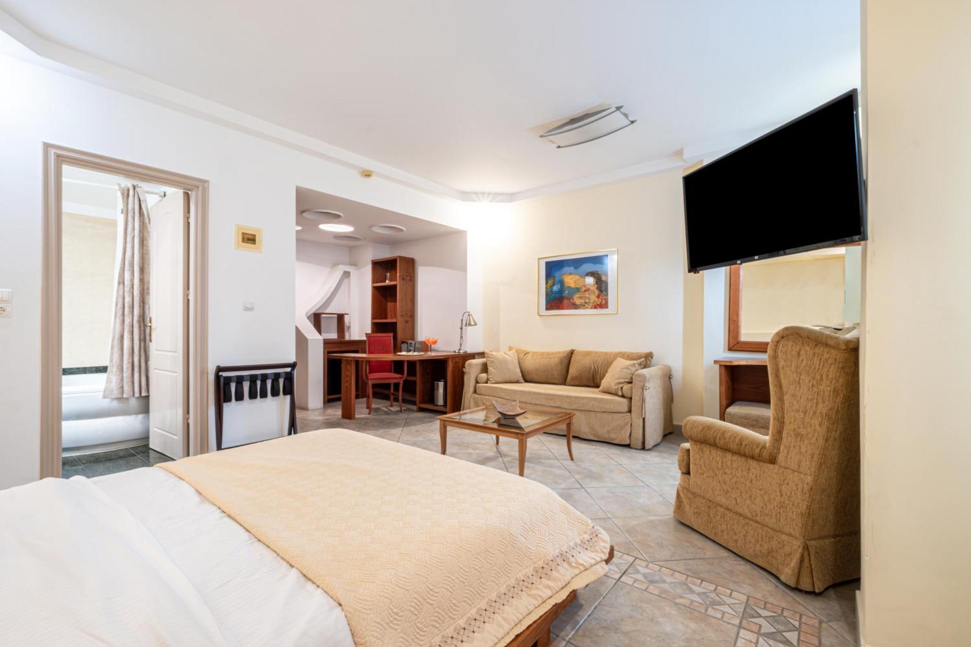 Samos Hotel Exterior photo