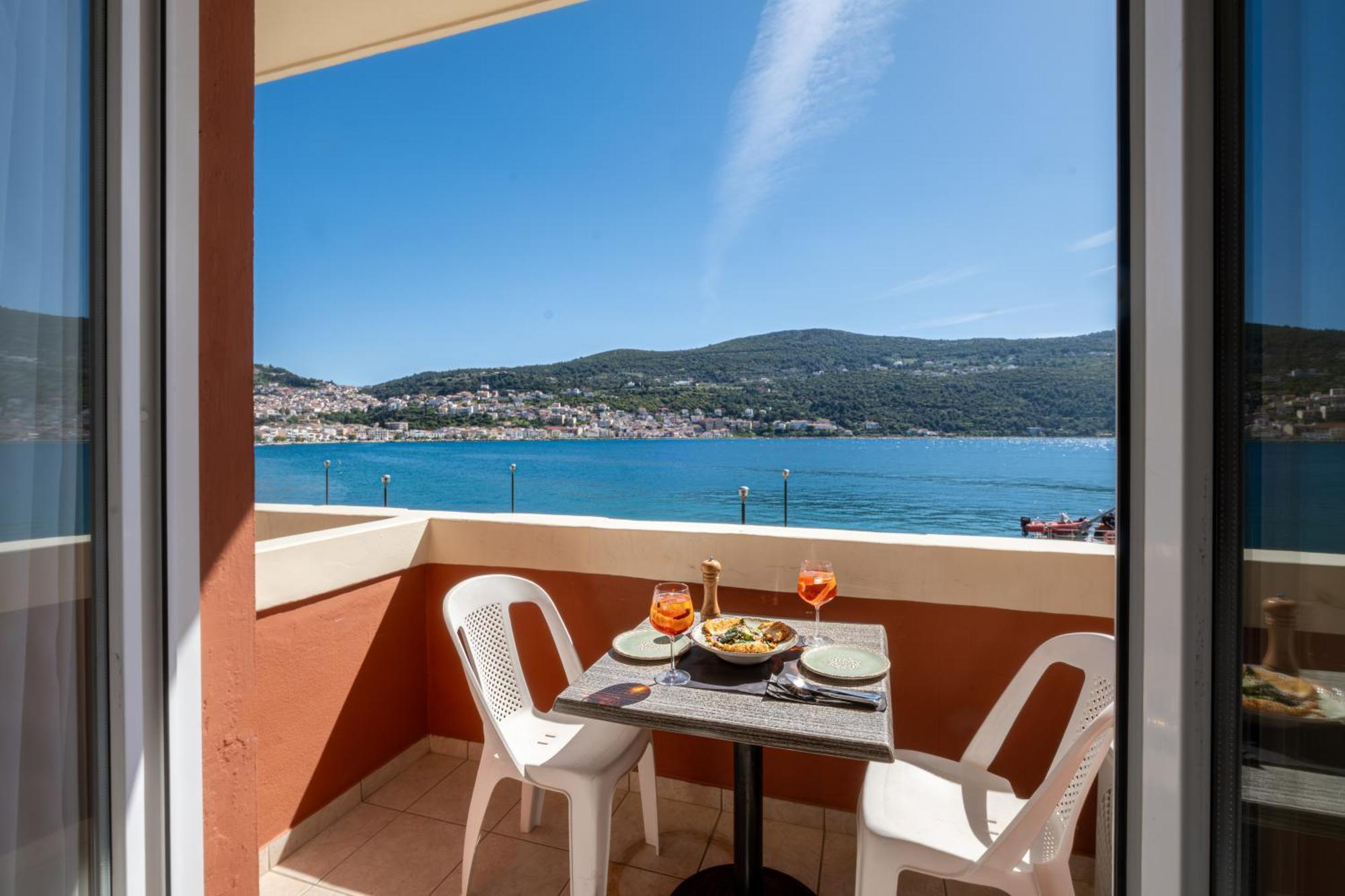 Samos Hotel Exterior photo